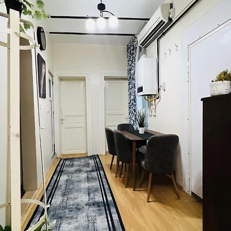 Galata/taksim Square/2br Апартаменты